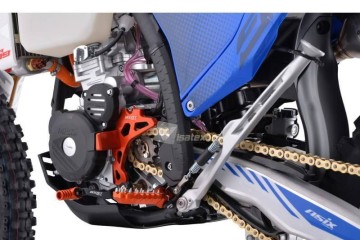 Inna ASIX XR99 Chłodnica 300cm3 Cross Enduro 12 999,00 zł z 13 799,00